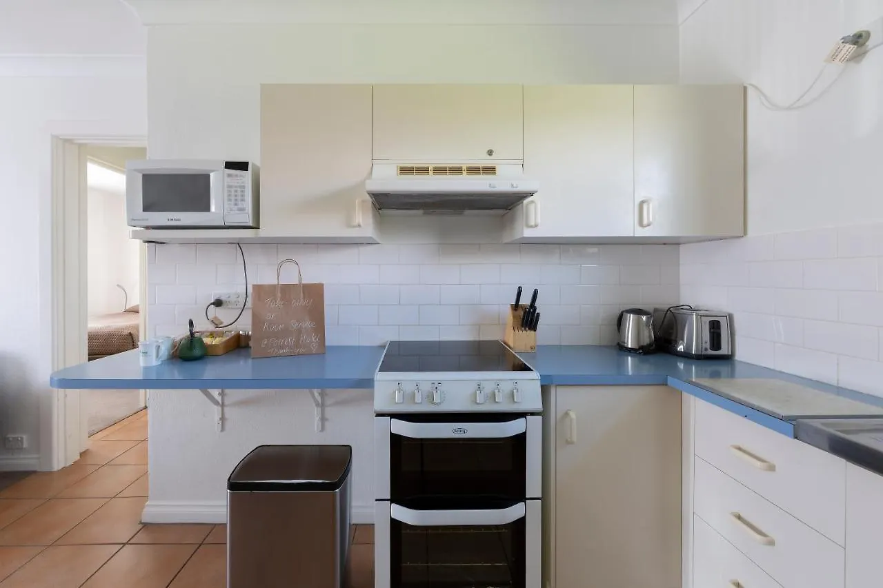 Forrest Hotel & Apartments Canberra