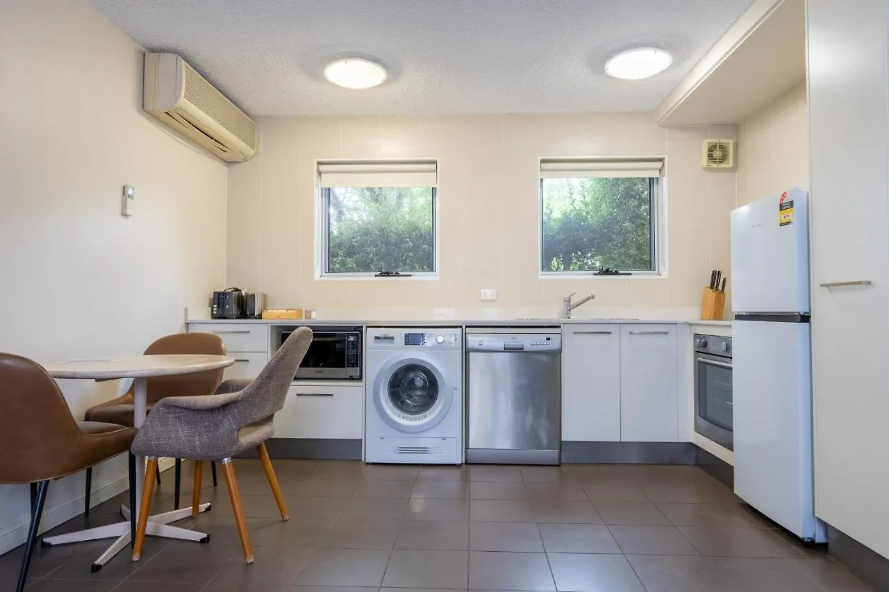 Aparthotel Forrest Hotel & Apartments Canberra