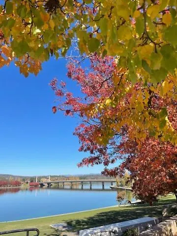 Forrest Hotel & Apartments Canberra