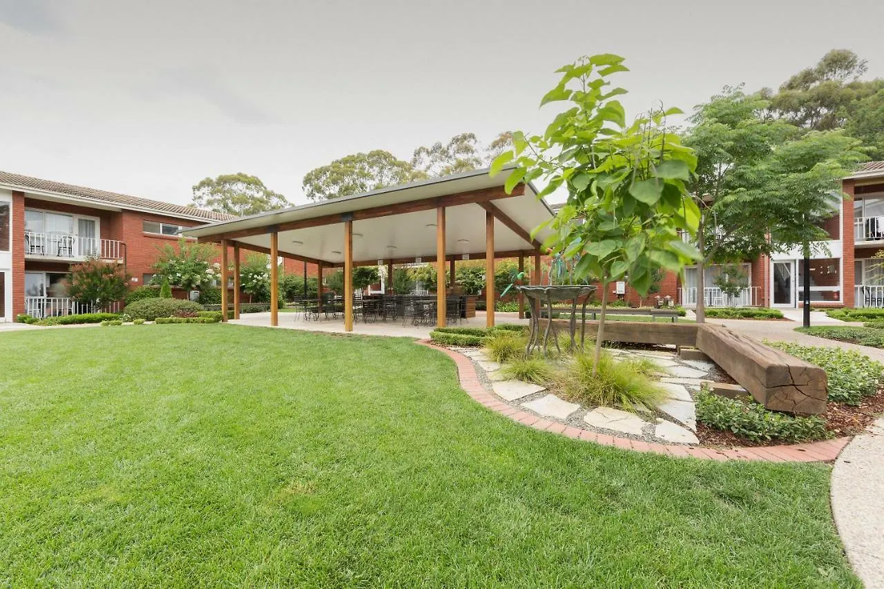 Forrest Hotel & Apartments Canberra Aparthotel